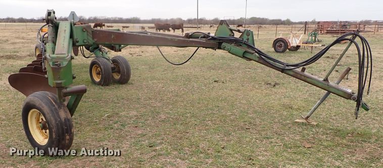 image for item KR9673 John Deere 3700  nine bottom plow