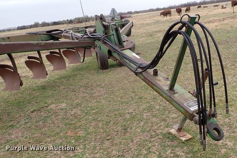 image for item KR9673 John Deere 3700  nine bottom plow