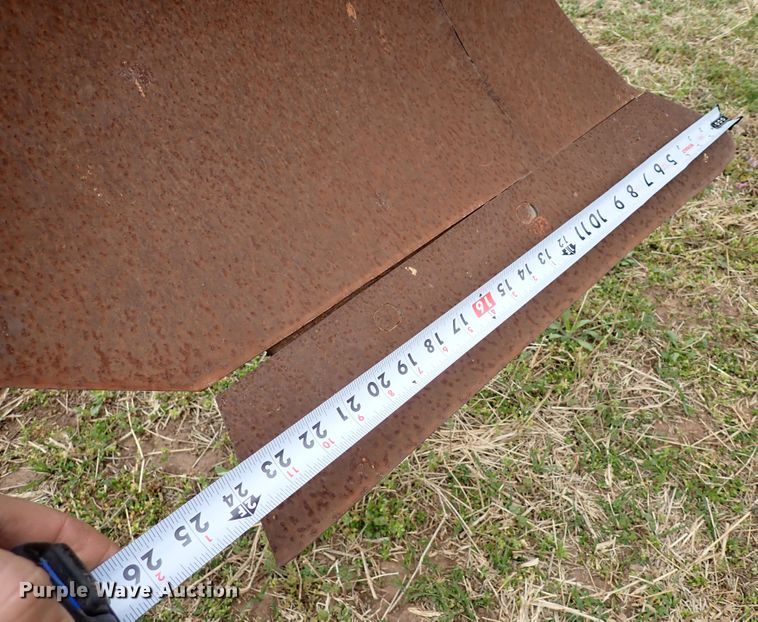 image for item KR9673 John Deere 3700  nine bottom plow