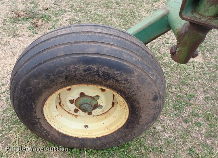 image for item KR9673 John Deere 3700  nine bottom plow