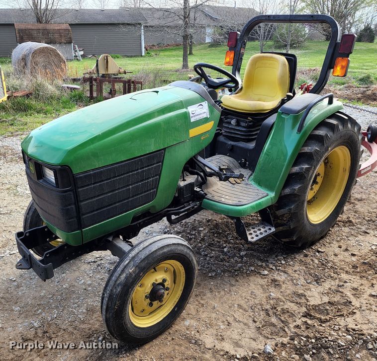 image for item KT9736 2002 John Deere 4310  tractor