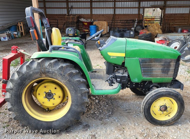 image for item KT9736 2002 John Deere 4310  tractor