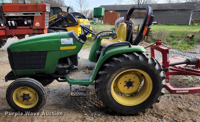 image for item KT9736 2002 John Deere 4310  tractor