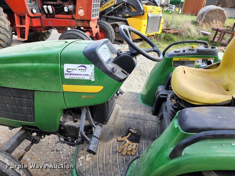 image for item KT9736 2002 John Deere 4310  tractor