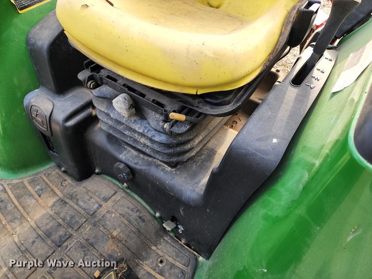 image for item KT9736 2002 John Deere 4310  tractor
