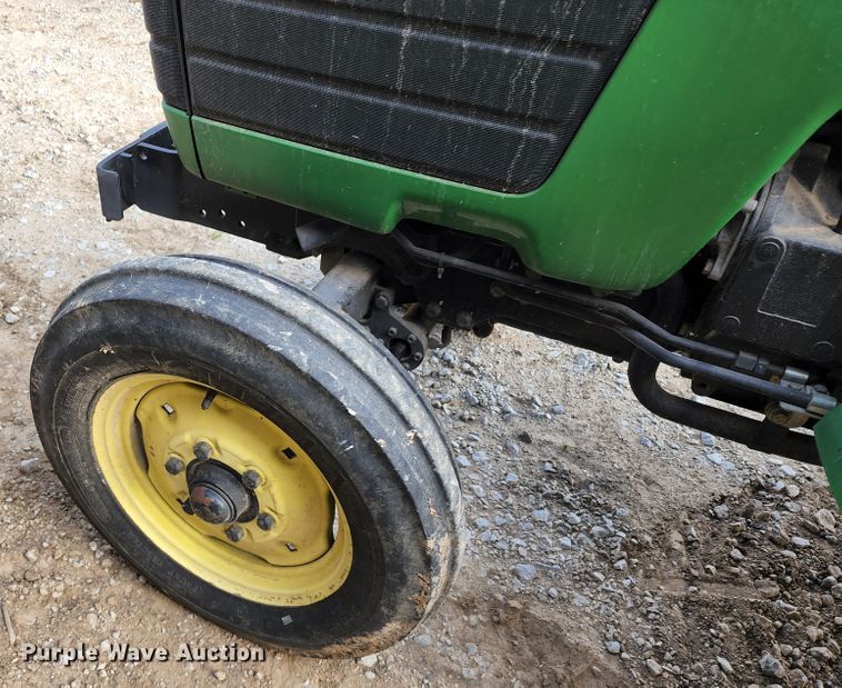 image for item KT9736 2002 John Deere 4310  tractor