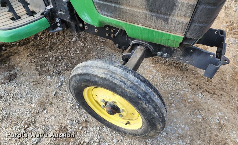 image for item KT9736 2002 John Deere 4310  tractor