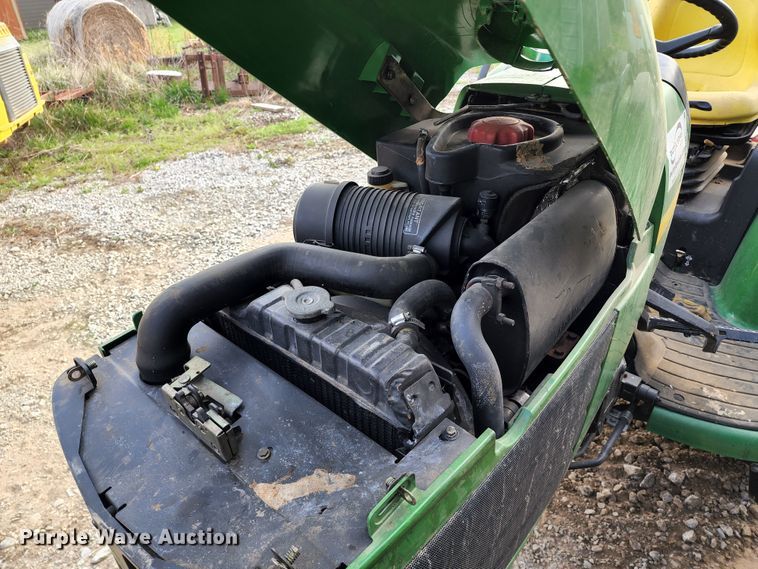 image for item KT9736 2002 John Deere 4310  tractor