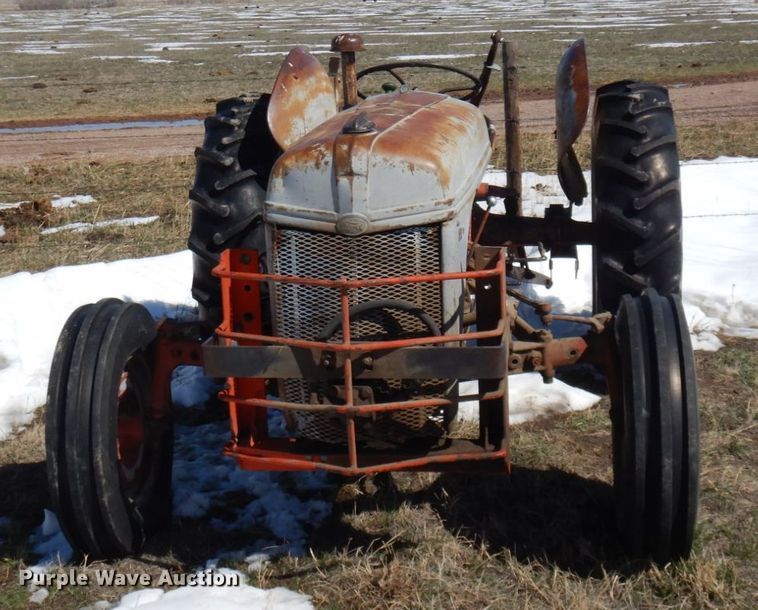 image for item KU9691 Ford  tractor