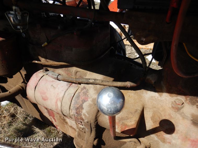 image for item KU9691 Ford  tractor