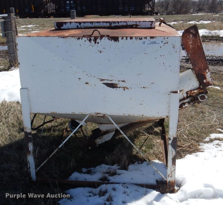 image for item KU9708 Welker  range cube feeder