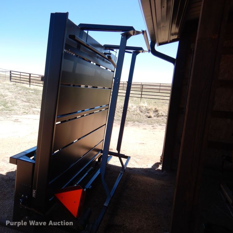 image for item KU9718 2017 Hoelscher 1000  bale accumulator