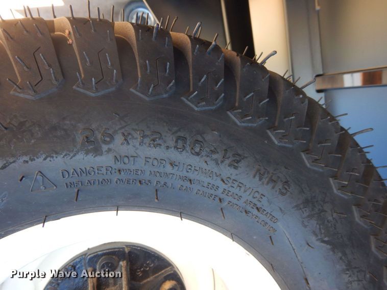 image for item KU9718 2017 Hoelscher 1000  bale accumulator