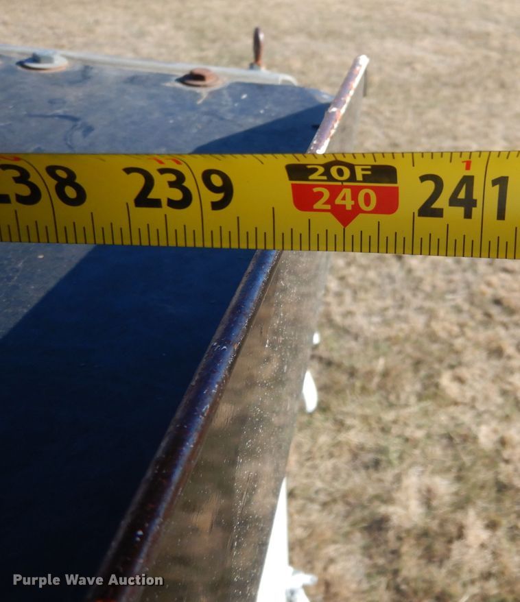 image for item LJ9913 1977 International Transtar 4300  grain truck