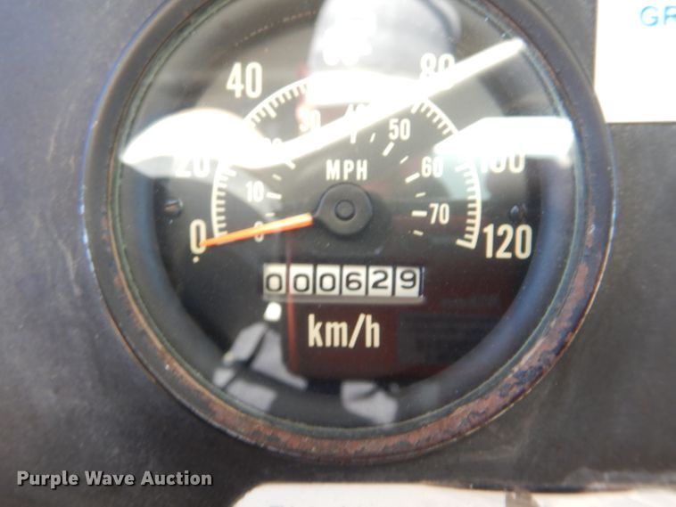 image for item LJ9913 1977 International Transtar 4300  grain truck