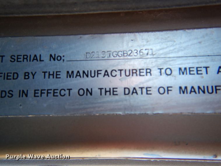 image for item LJ9913 1977 International Transtar 4300  grain truck