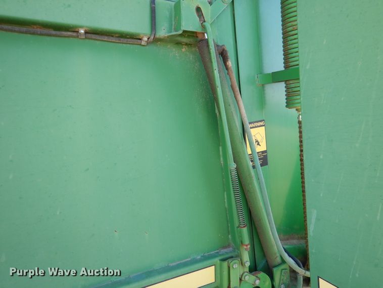 image for item LJ9914 John Deere 530  round baler
