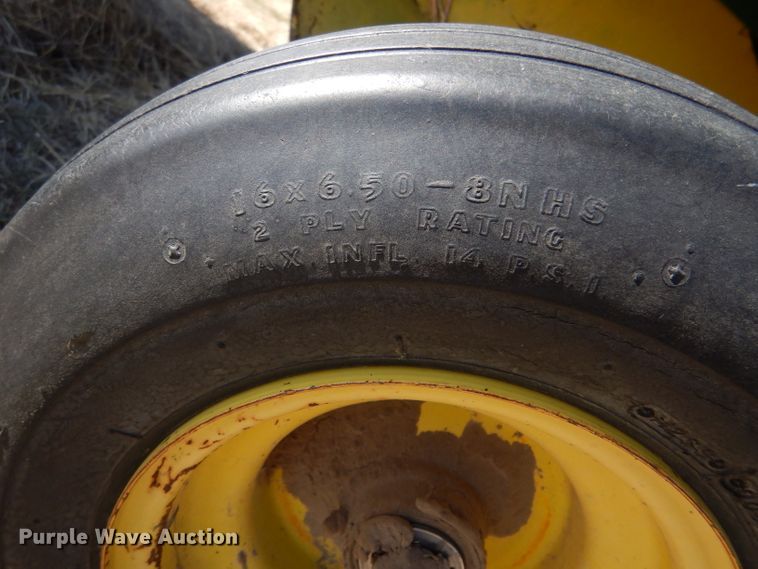 image for item LJ9914 John Deere 530  round baler