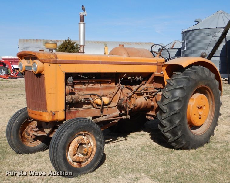 image for item LJ9937 1962 Minneapolis Moline G VI  tractor