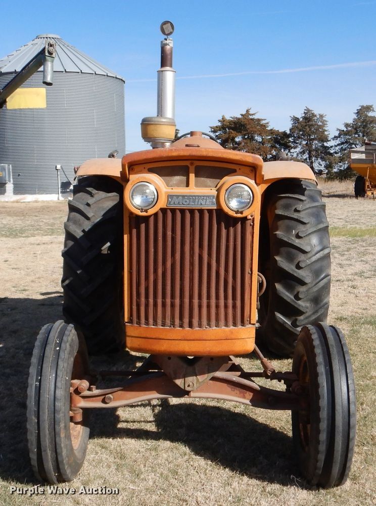 image for item LJ9937 1962 Minneapolis Moline G VI  tractor