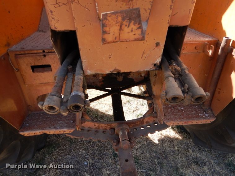 image for item LJ9937 1962 Minneapolis Moline G VI  tractor