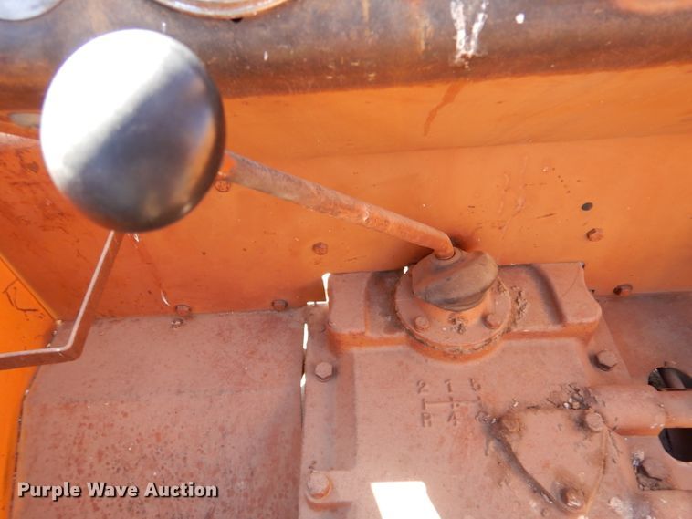 image for item LJ9937 1962 Minneapolis Moline G VI  tractor