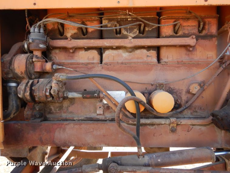 image for item LJ9937 1962 Minneapolis Moline G VI  tractor