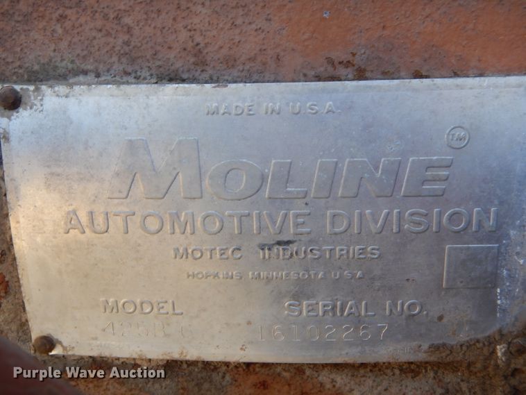 image for item LJ9937 1962 Minneapolis Moline G VI  tractor