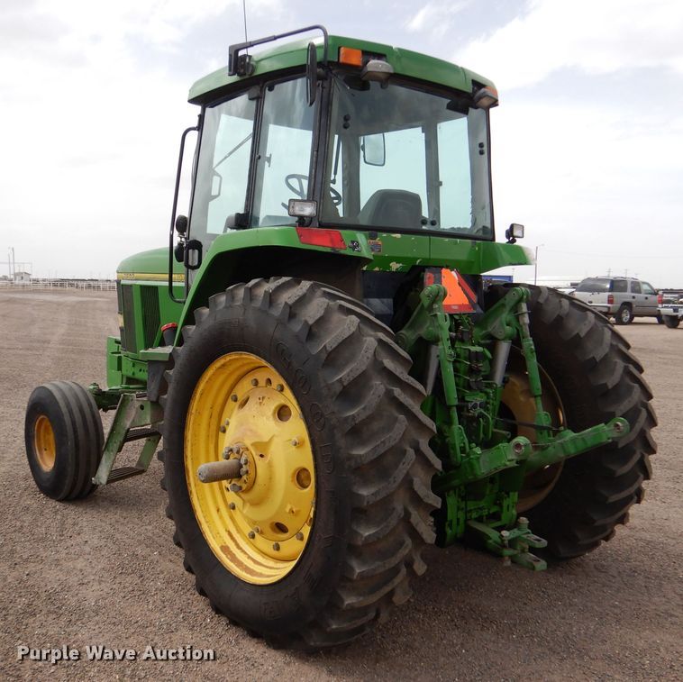 image for item LJ9944 1993 John Deere 7800  tractor