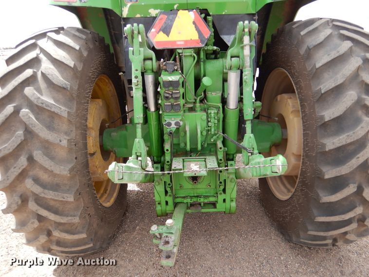 image for item LJ9944 1993 John Deere 7800  tractor