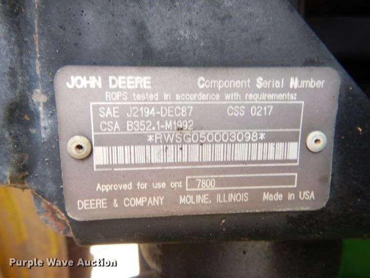 image for item LJ9944 1993 John Deere 7800  tractor