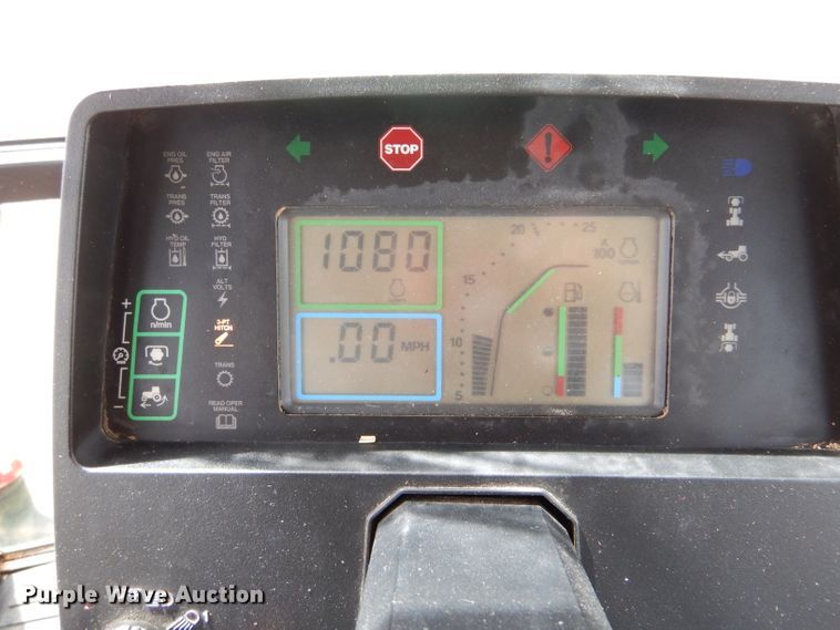 image for item LJ9944 1993 John Deere 7800  tractor