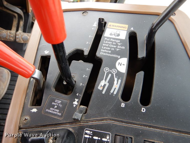 image for item LJ9944 1993 John Deere 7800  tractor