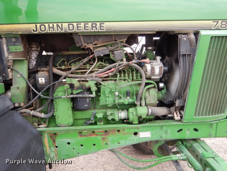 image for item LJ9944 1993 John Deere 7800  tractor