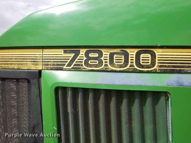 image for item LJ9944 1993 John Deere 7800  tractor