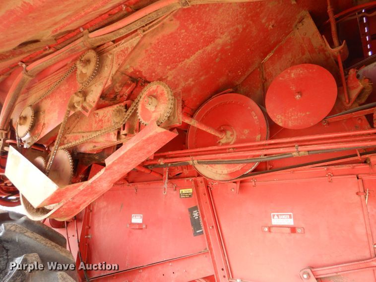 image for item LS9115 1987 Case IH 1660 Axial-Flow combine