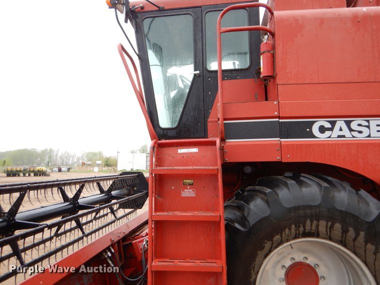 image for item LS9115 1987 Case IH 1660 Axial-Flow combine