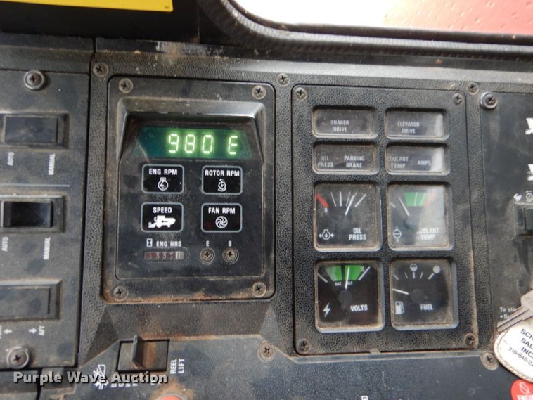 image for item LS9115 1987 Case IH 1660 Axial-Flow combine