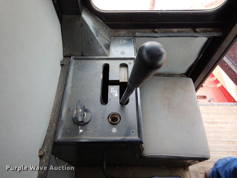 image for item LS9115 1987 Case IH 1660 Axial-Flow combine