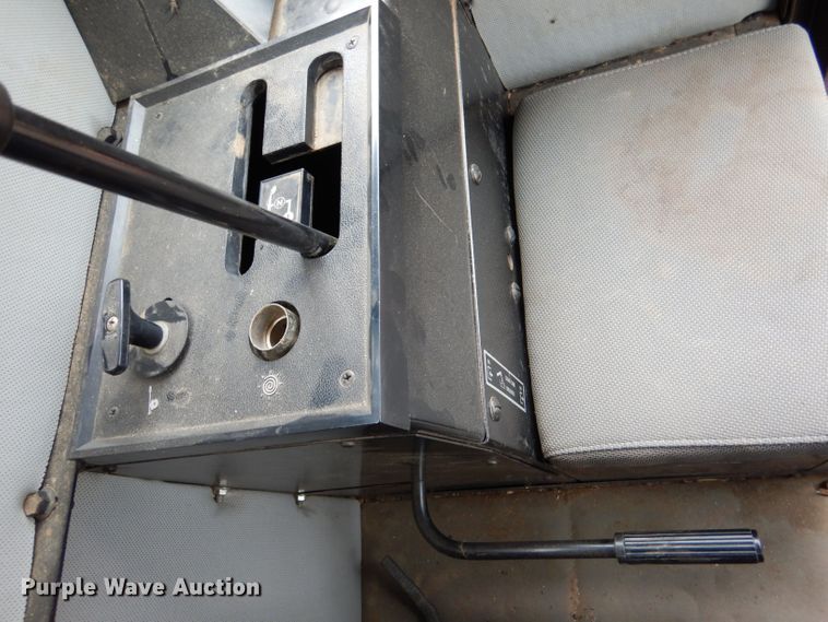 image for item LS9115 1987 Case IH 1660 Axial-Flow combine