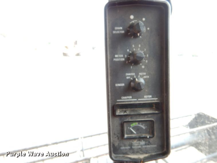 image for item LS9115 1987 Case IH 1660 Axial-Flow combine