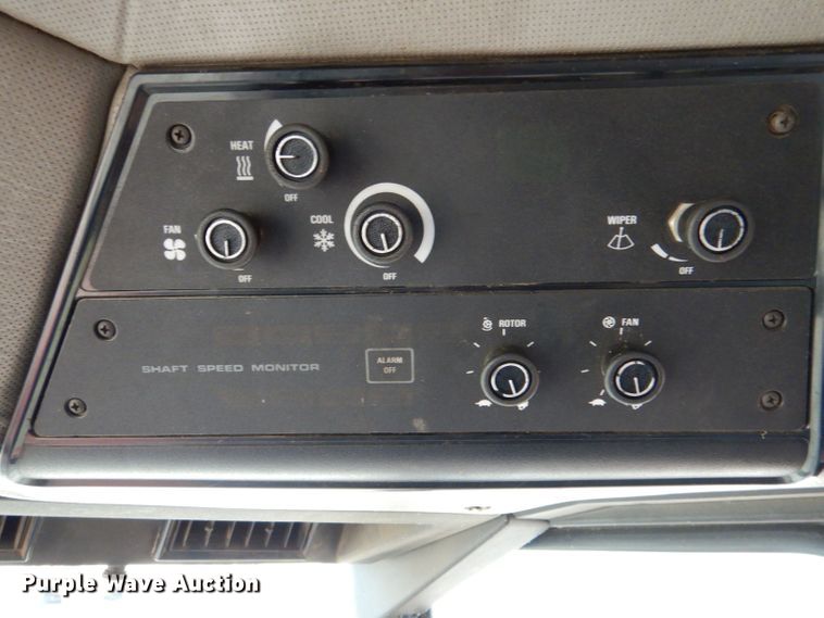 image for item LS9115 1987 Case IH 1660 Axial-Flow combine