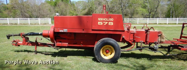 image for item MK9557 1998 New Holland 575  small square baler