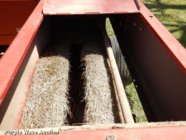 image for item MK9557 1998 New Holland 575  small square baler