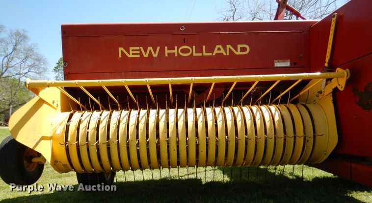 image for item MK9557 1998 New Holland 575  small square baler