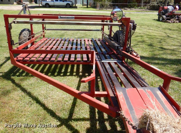 image for item MK9558 Steffen Systems 850N  bale accumulator