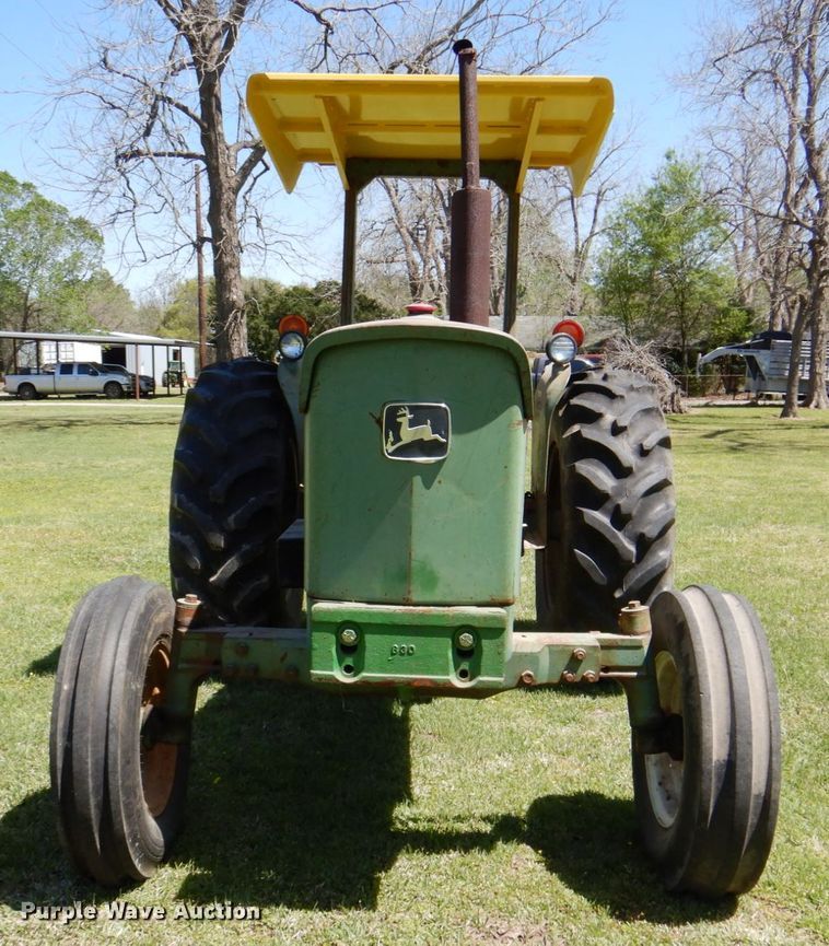 image for item MK9560 1974 John Deere 2030  tractor