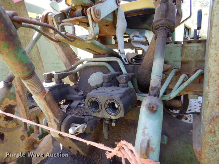 image for item MK9560 1974 John Deere 2030  tractor