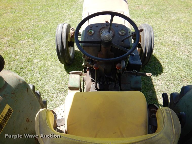 image for item MK9560 1974 John Deere 2030  tractor