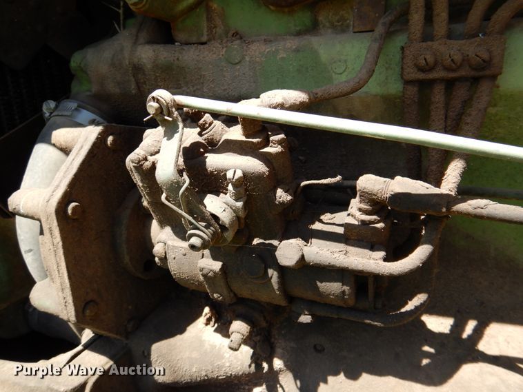 image for item MK9560 1974 John Deere 2030  tractor